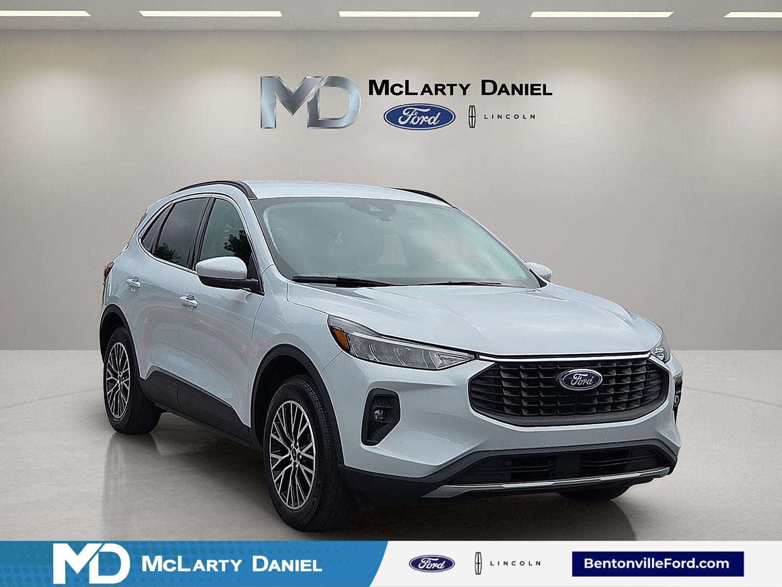 2025 Ford Escape Plug-In Hybrid Base in Silver Metallic — front three-quarter view