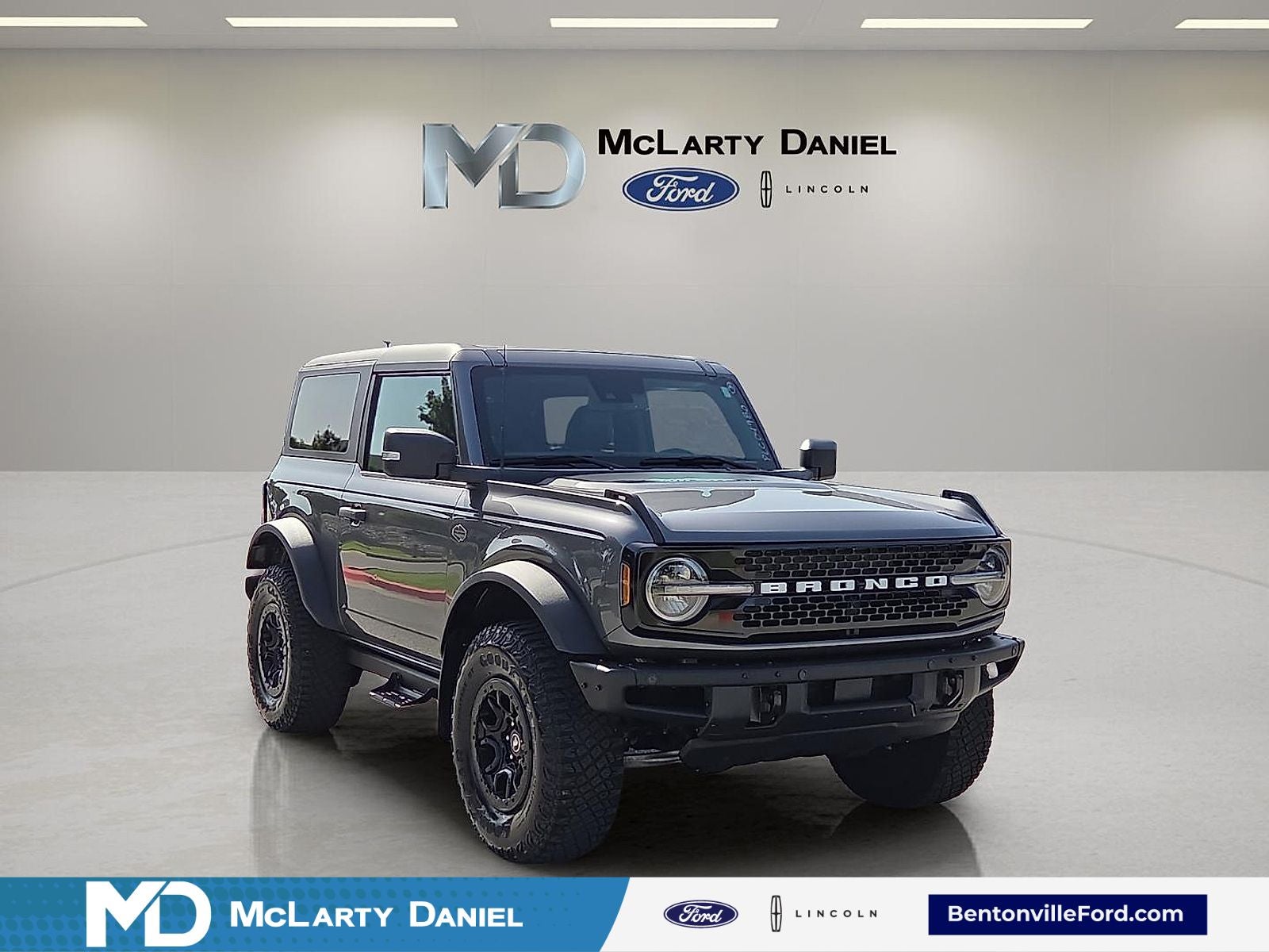2023 Ford Bronco Wildtrak in Carbonized Gray Metallic — front three-quarter view