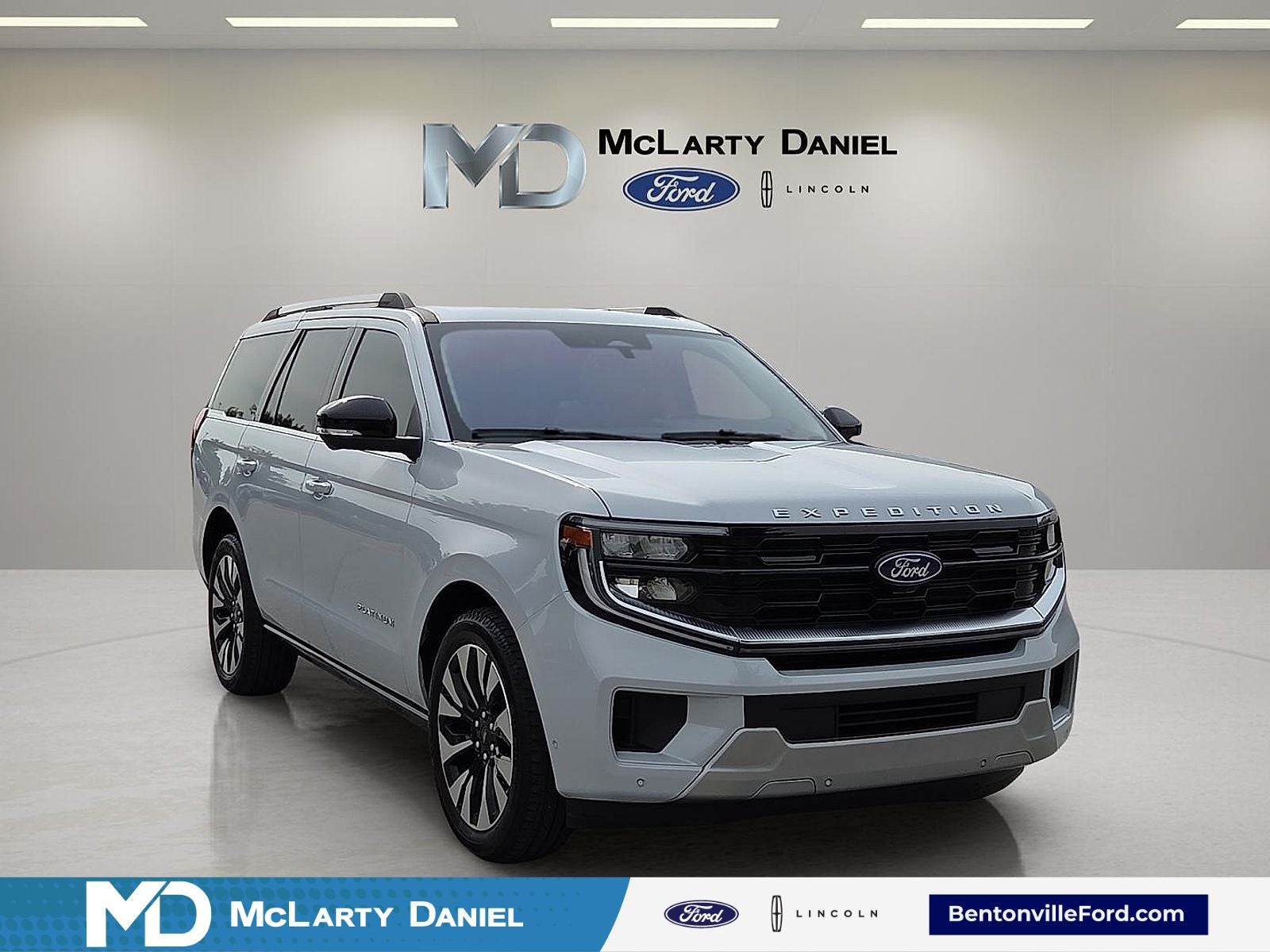 2025 Ford Expedition Platinum in Silver Metallic — front three-quarter view