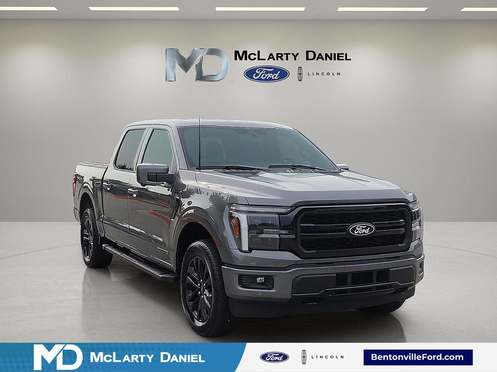 2025 Ford F-150 Lariat in Gray Metallic — front three-quarter view