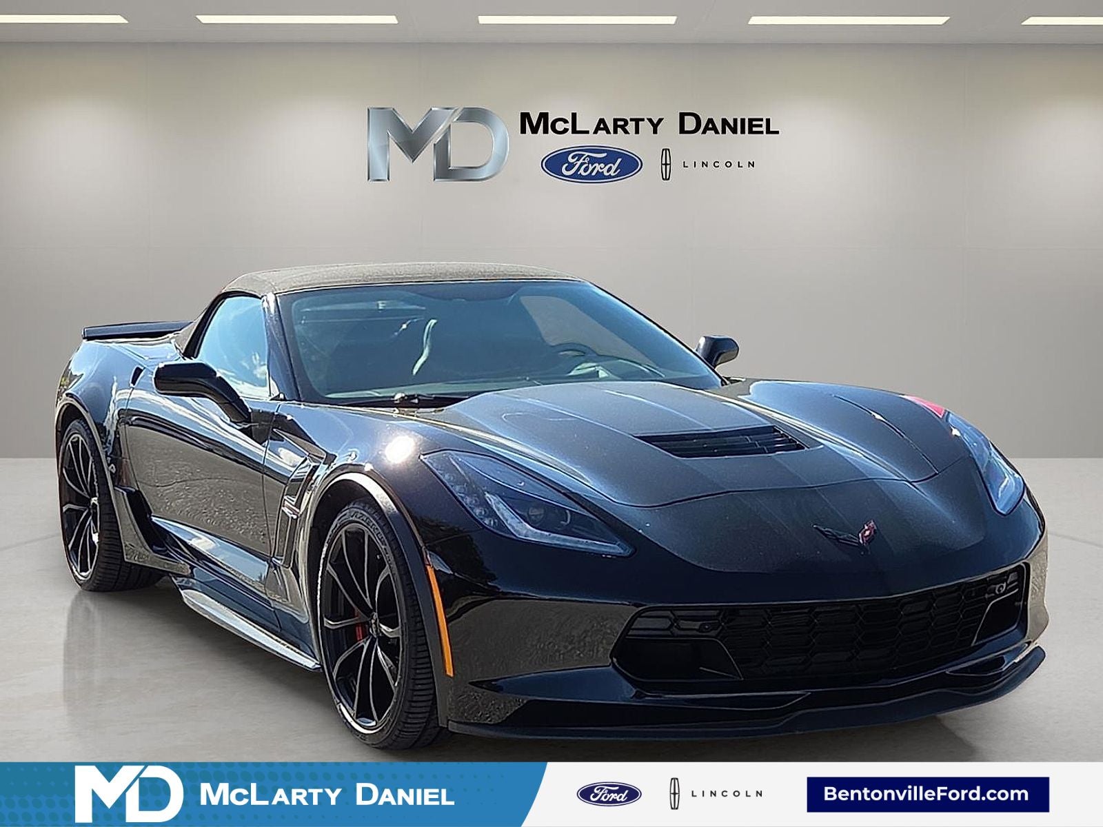 2019 Chevrolet Corvette Grand Sport 3LT in Black — front three-quarter view