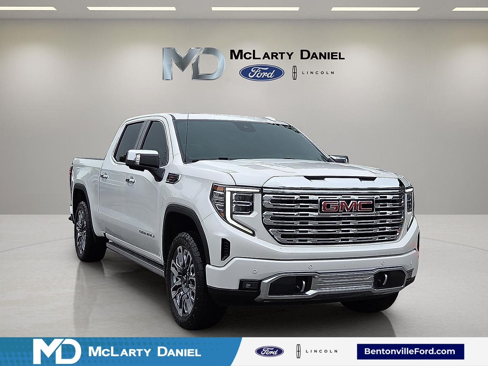 2023 GMC Sierra 1500 Denali in White Frost Tricoat — front three-quarter view
