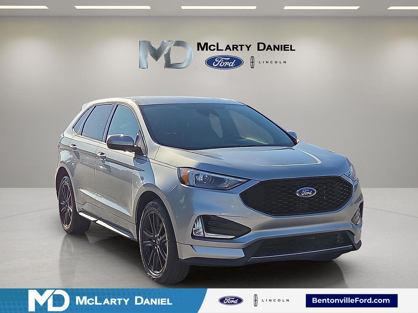 2024 Ford Edge ST Line in Silver Metallic — front three-quarter view