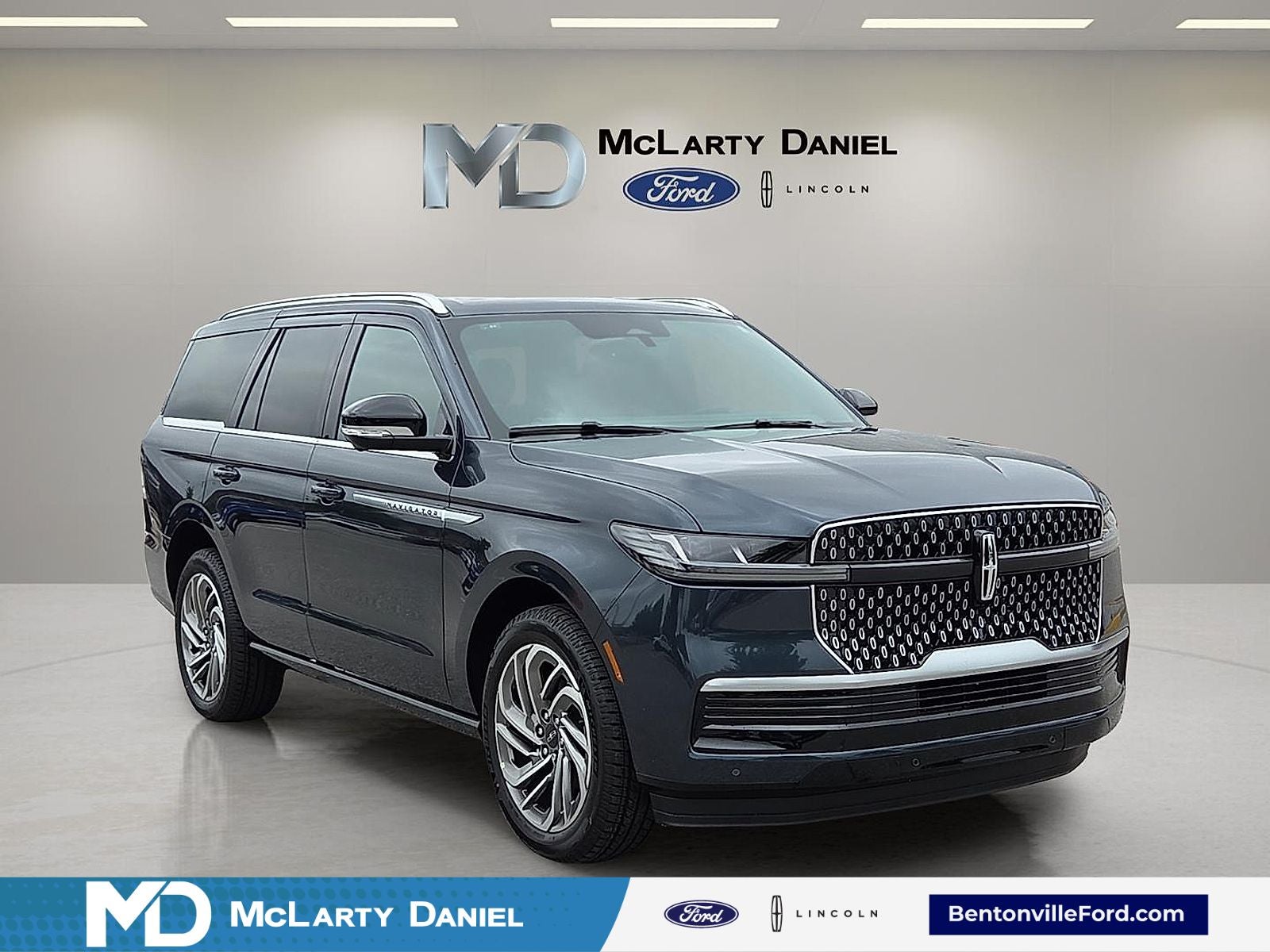 2026 Lincoln Navigator Reserve in Blue Metallic — front three-quarter view