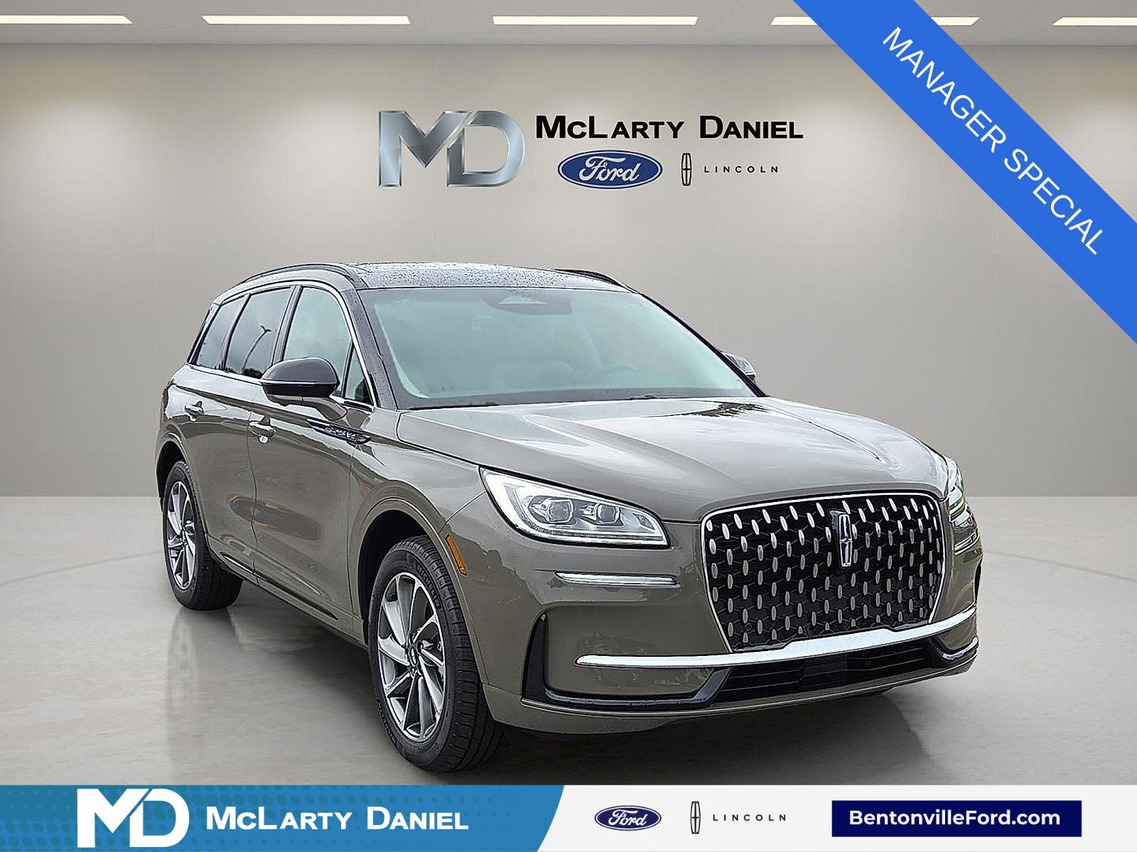 2025 Lincoln Corsair Plug-In Hybrid